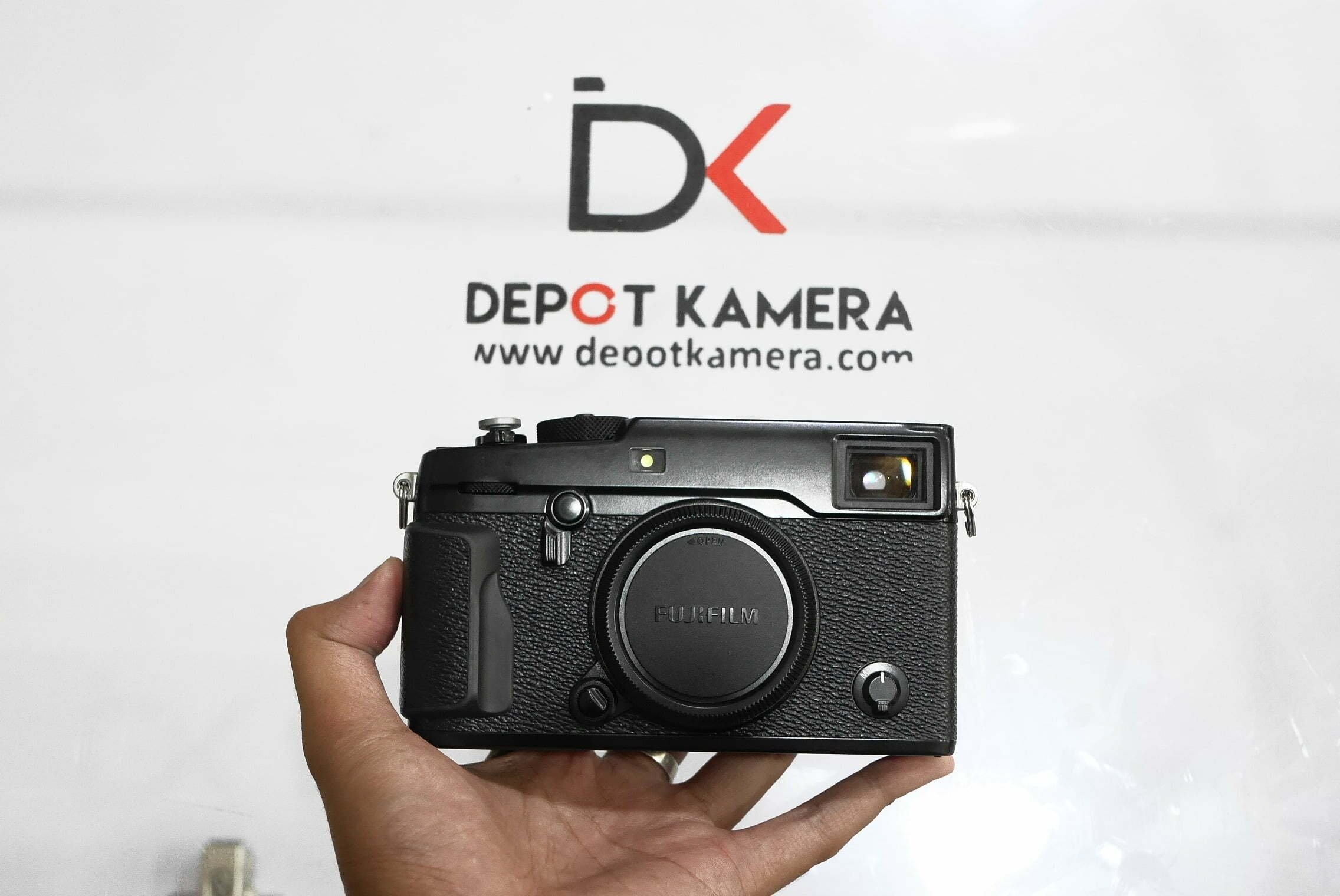 beli kamera fujifilm