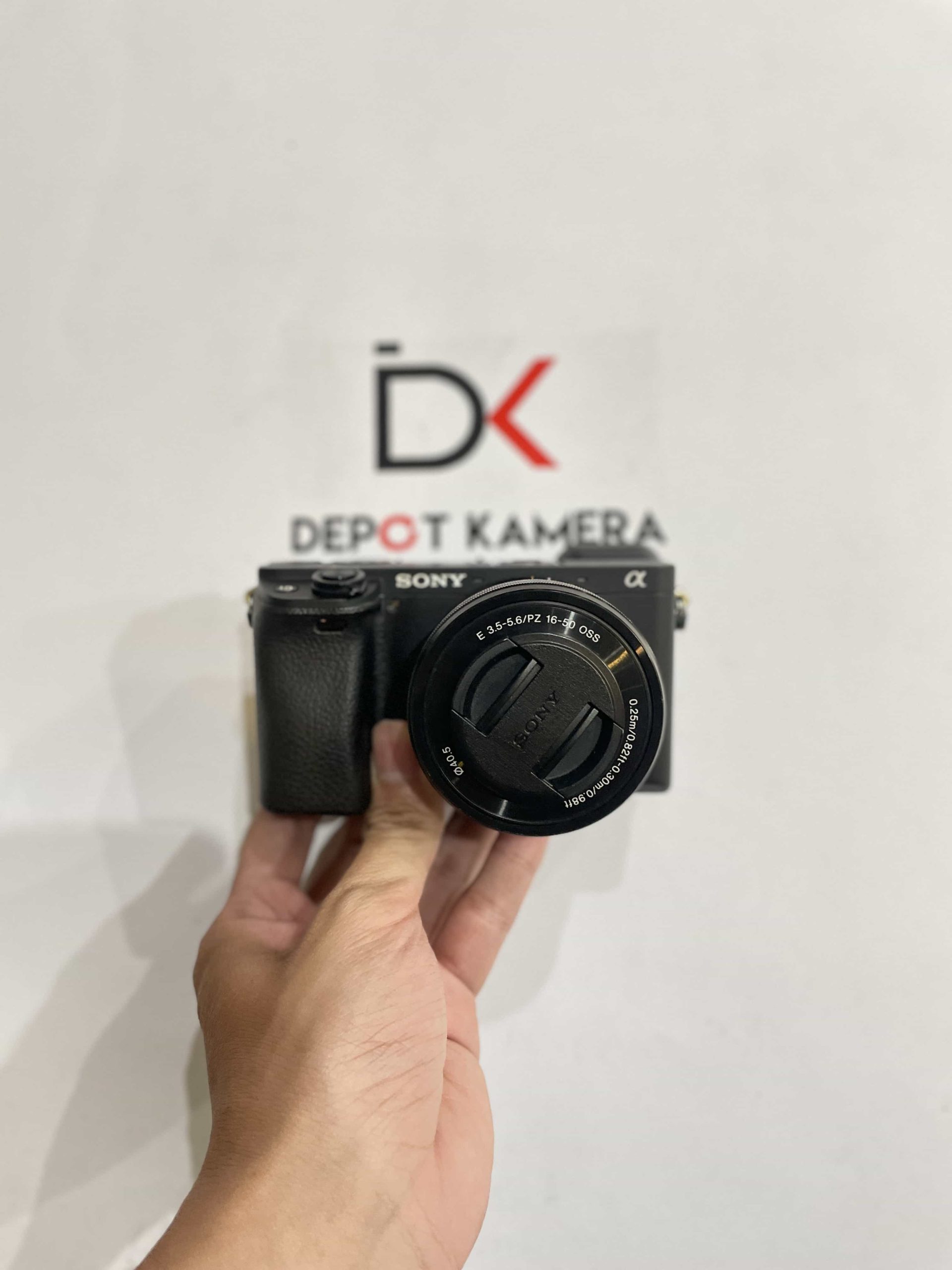 SECOND – SONY A6400 KIT 16-80MM KODE S.142