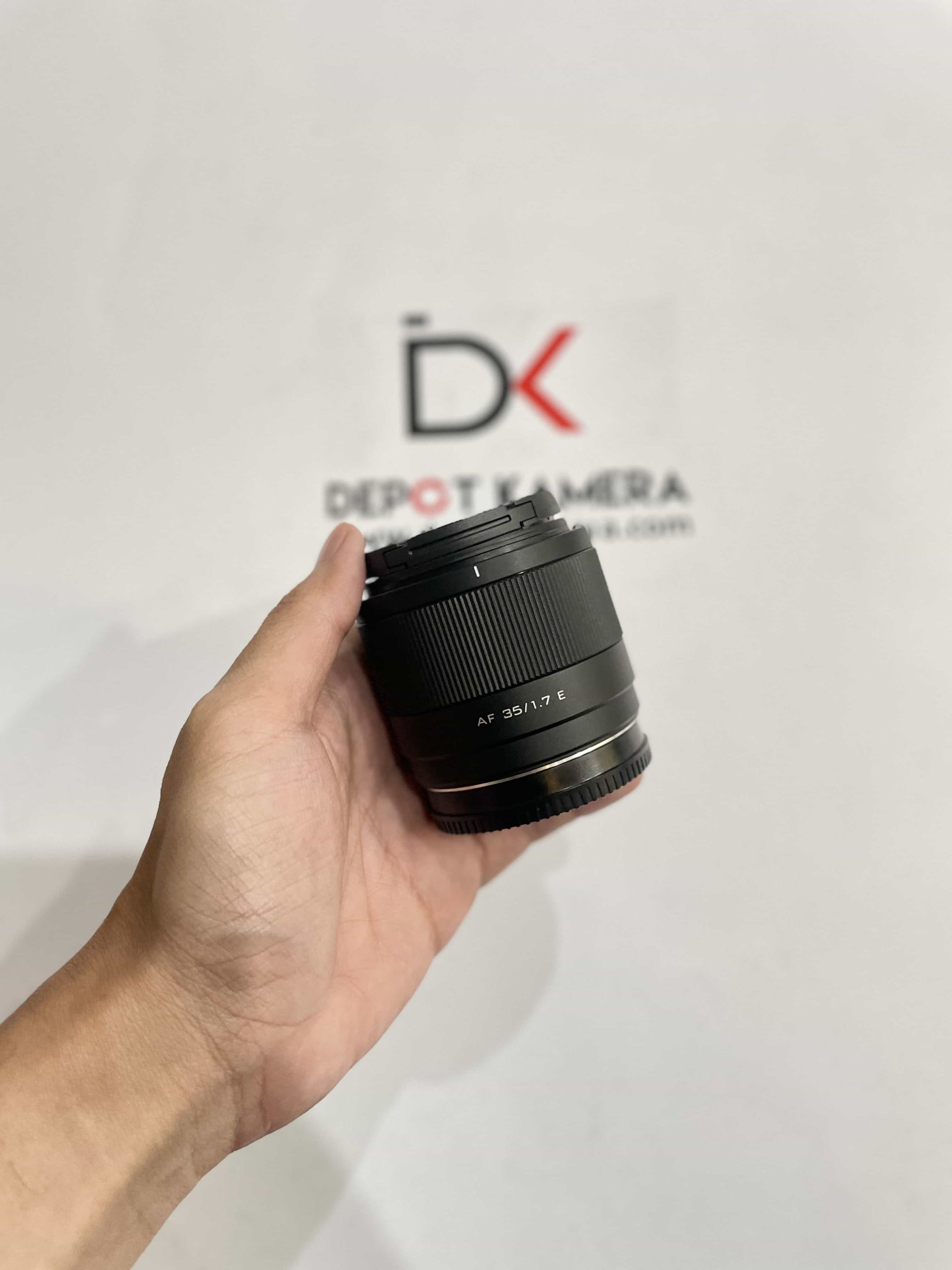 SECOND – VILTROX 35MM F/1.7 FOR SONY KODE S.E5K